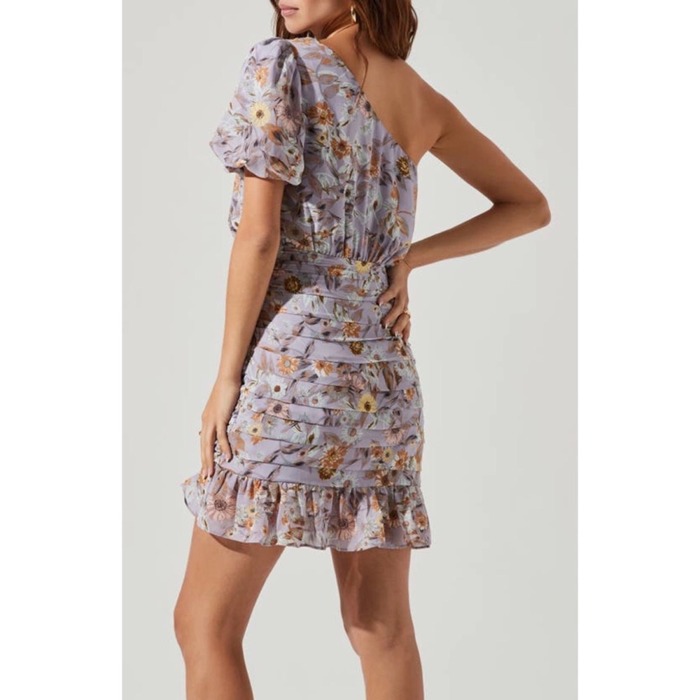 ASTR One Sleeve Tulip Floral Print Mini Dress Ruched Ruffle Periwinkle - Picture 4 of 11